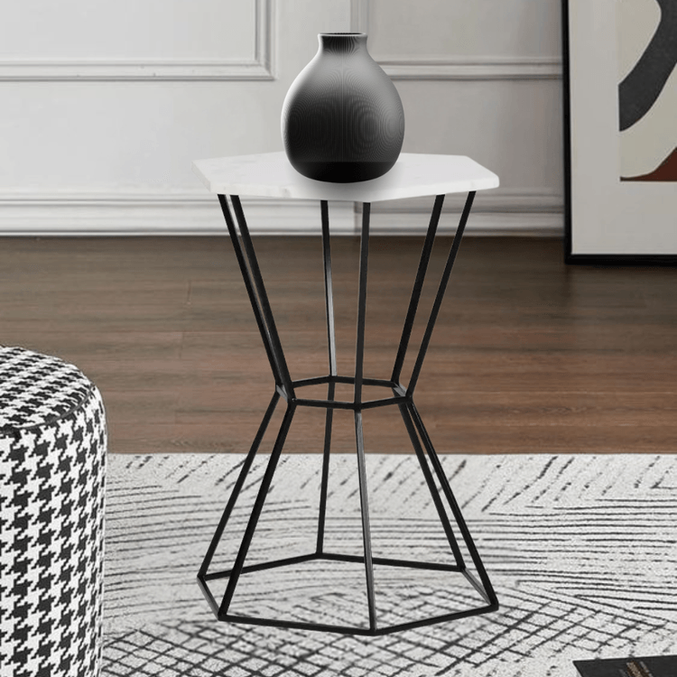 Tulip Marble Side Table In Black Finish