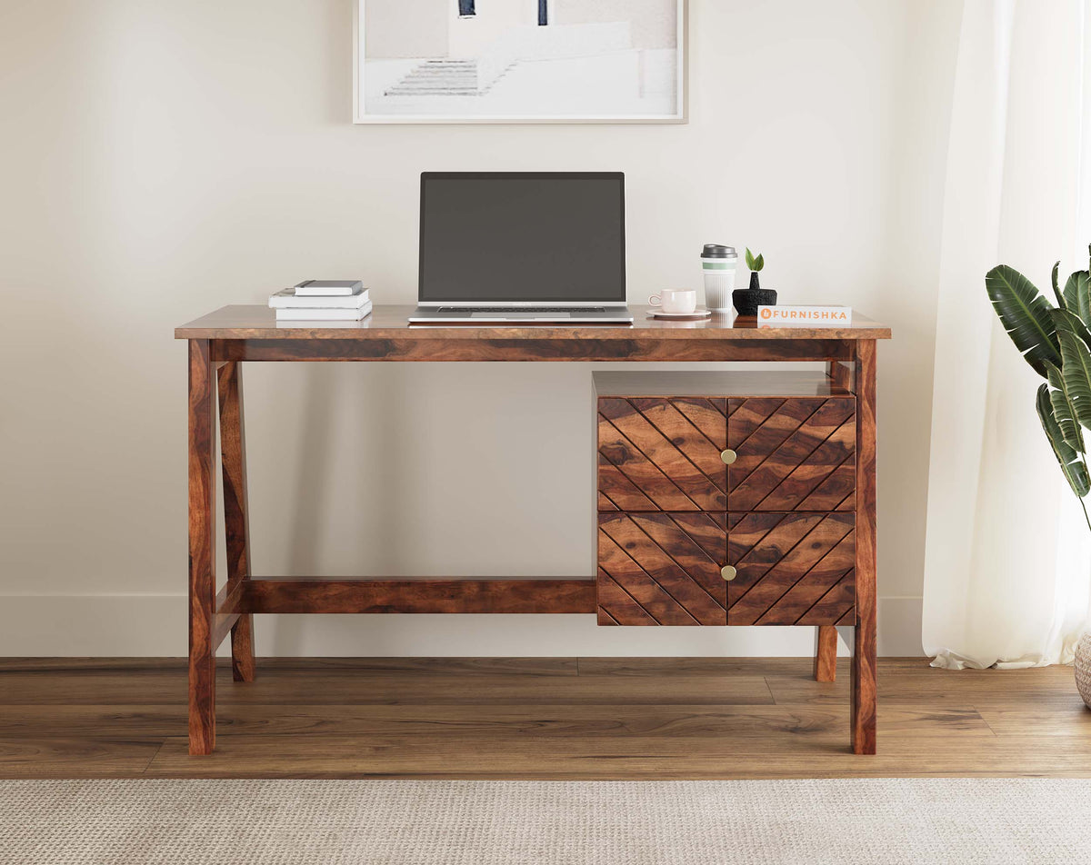 Chevora Leera Study Table