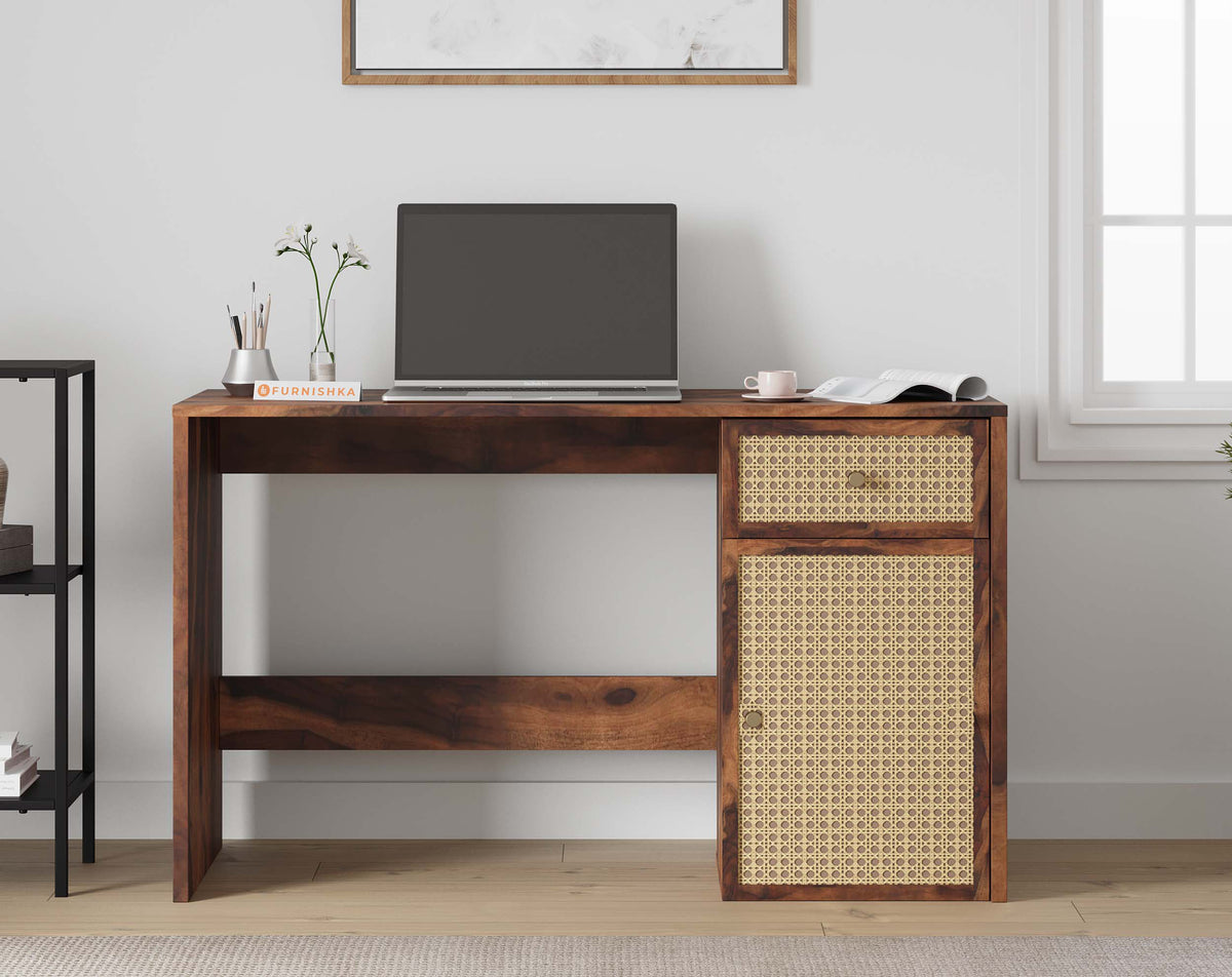 Amara Solan Study Table